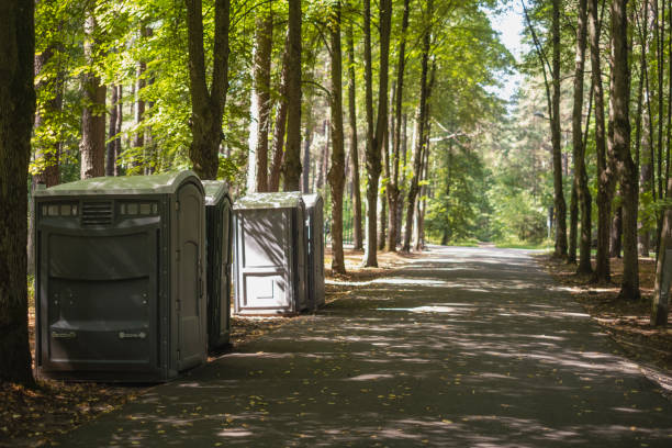 Porta potty delivery and setup in Central City, IL